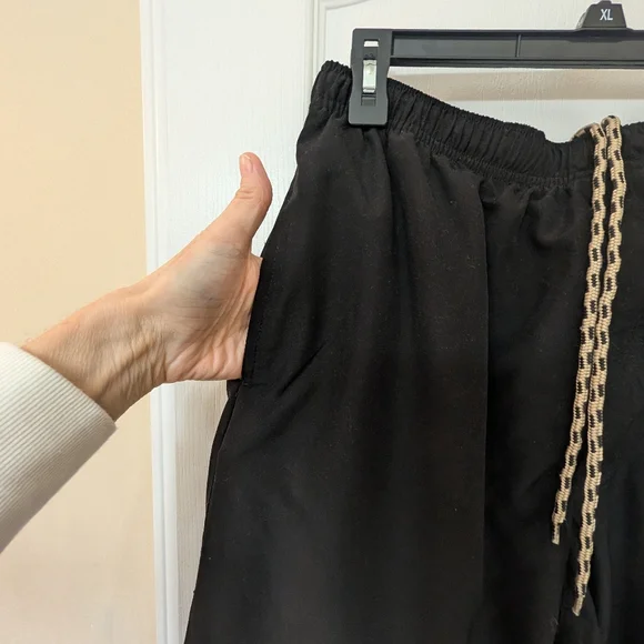 Roundtree & Yorke Black and Tan Pullover Quarter Zip Jacket with Matching Pants - Picture 10 of 16